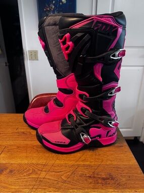 Fox Comp 5 Hot Pink and Black motorcycle Boots